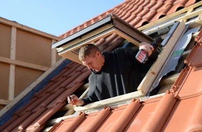 Pose de fenêtres de toit Velux à Cassaigne